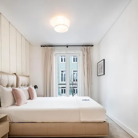 Marques | * 리스본